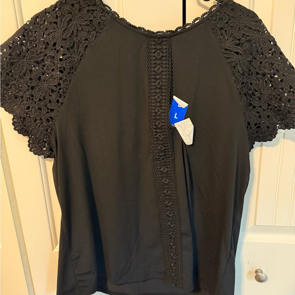 Cable & Gauge Black Cropped Embellished Blouse